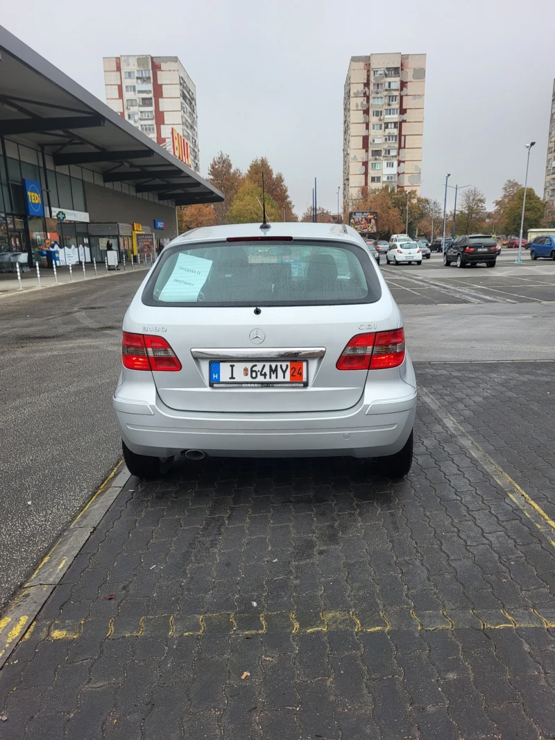 Mercedes-Benz B 180, снимка 5 - Автомобили и джипове - 47957525