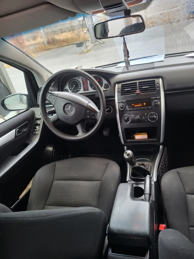 Mercedes-Benz B 180, снимка 12 - Автомобили и джипове - 47957525