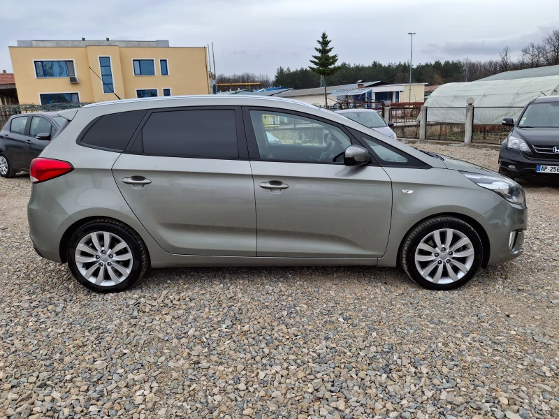 Kia Carens 1.7CRDI, снимка 4 - Автомобили и джипове - 49470045