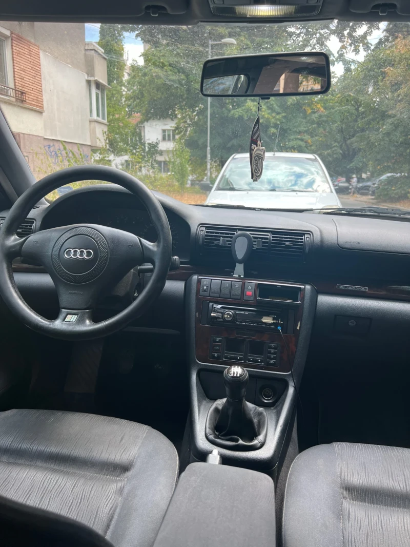 Audi A4, снимка 7 - Автомобили и джипове - 52299574