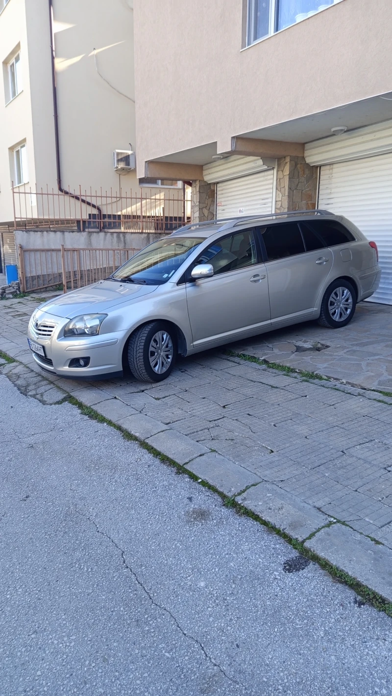 Toyota Avensis, снимка 2 - Автомобили и джипове - 52809474