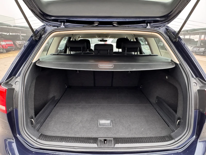 VW Passat 2.0TDI ИТАЛИЯ, снимка 8 - Автомобили и джипове - 52878892