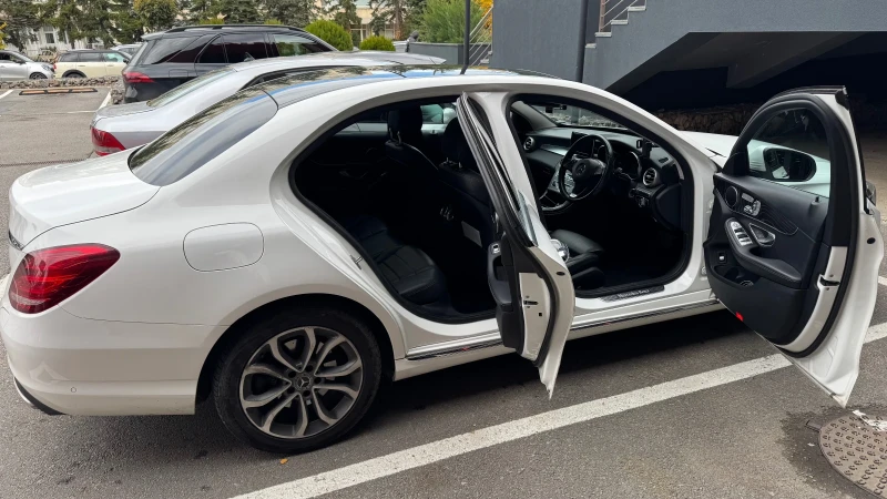 Mercedes-Benz C 350, снимка 4 - Автомобили и джипове - 52928806