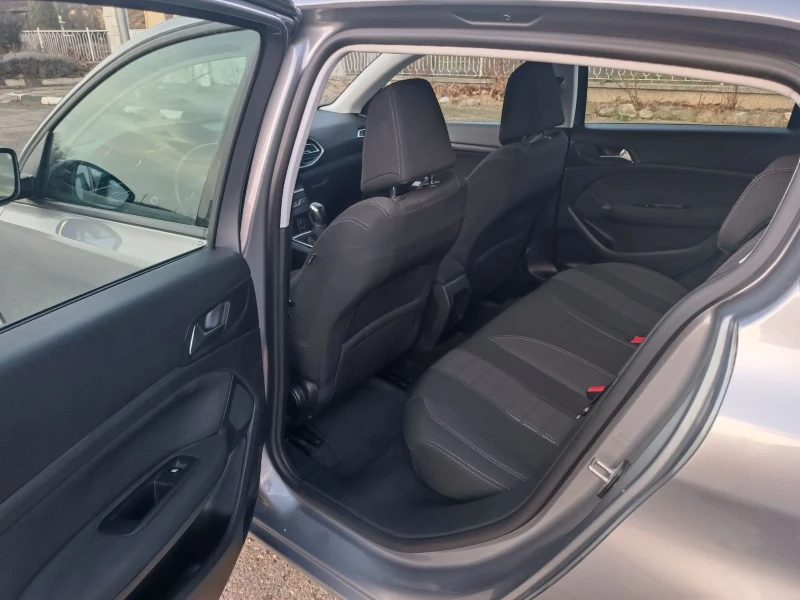 Peugeot 308 1.6HDI 100кс 65540км , снимка 11 - Автомобили и джипове - 53024752