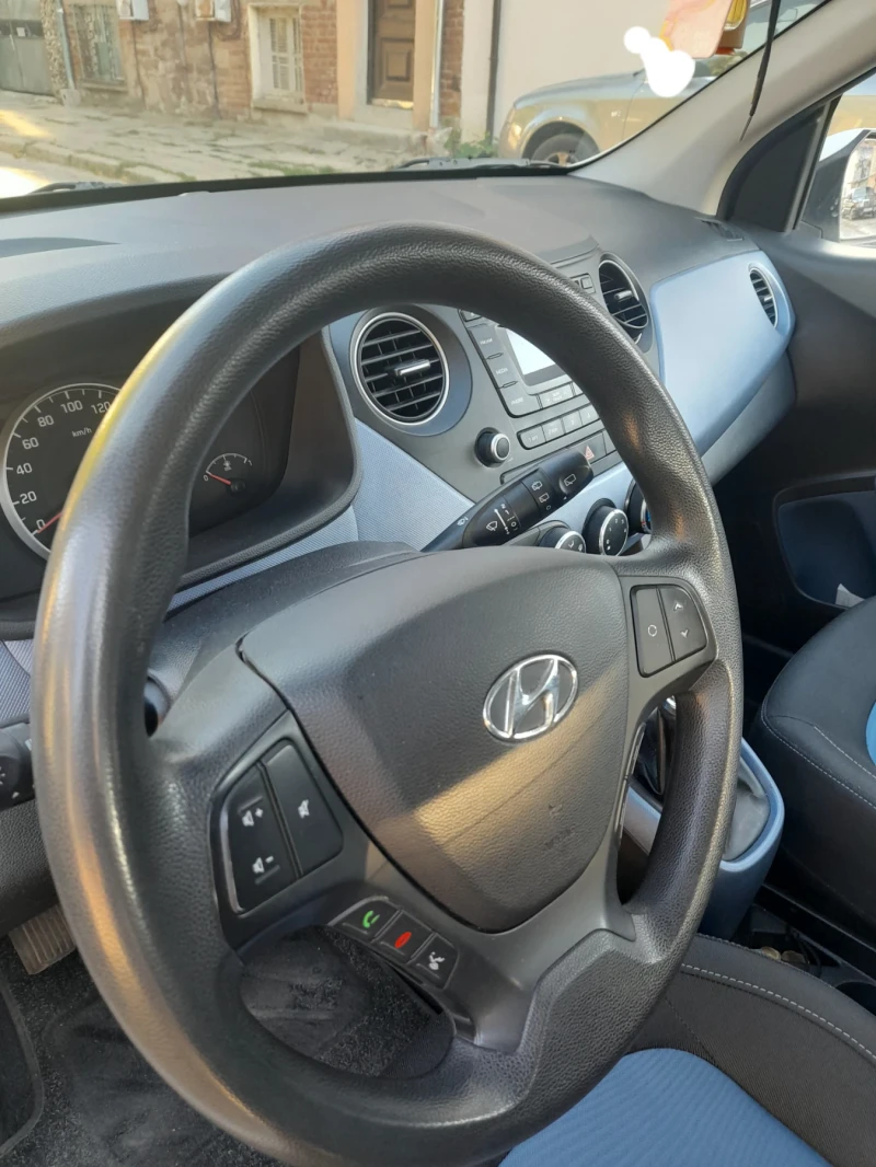 Hyundai I10, снимка 13 - Автомобили и джипове - 53595526