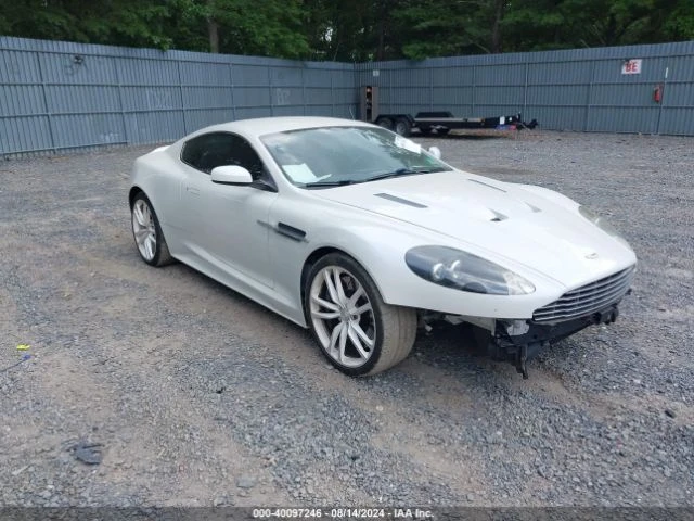 Aston martin DBS, снимка 1 - Автомобили и джипове - 47849852