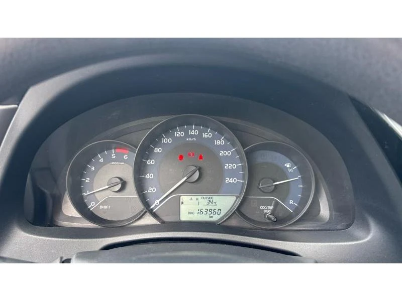 Toyota Corolla SDN TERRA 1.4D-4D 6MT, снимка 14 - Автомобили и джипове - 54707615