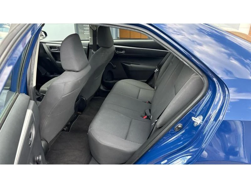 Toyota Corolla SDN TERRA 1.4D-4D 6MT, снимка 11 - Автомобили и джипове - 54707615