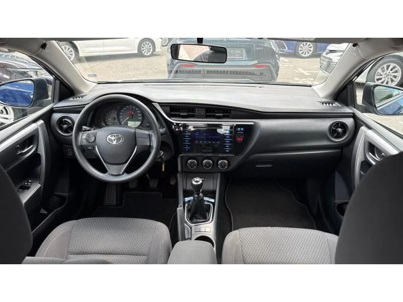 Toyota Corolla SDN TERRA 1.4D-4D 6MT, снимка 8 - Автомобили и джипове - 54707615