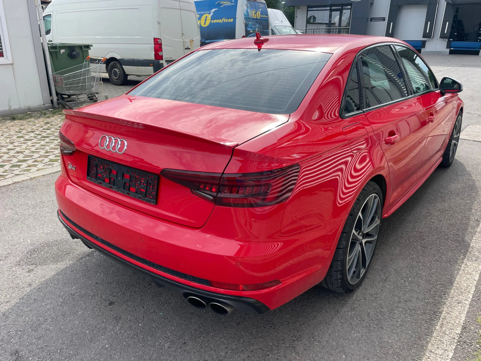 Audi S4 3.0TFSI+ V6T+ Шибидах+ Подгрев+ 360камера - изображение 5