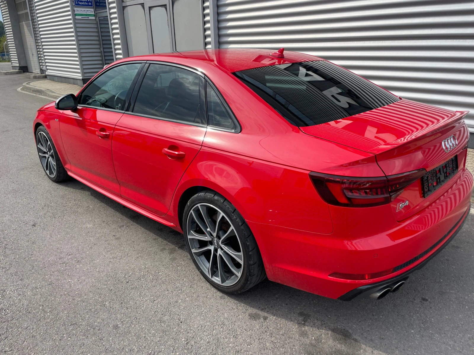 Audi S4 3.0TFSI+ V6T+ Шибидах+ Подгрев+ 360камера - изображение 3