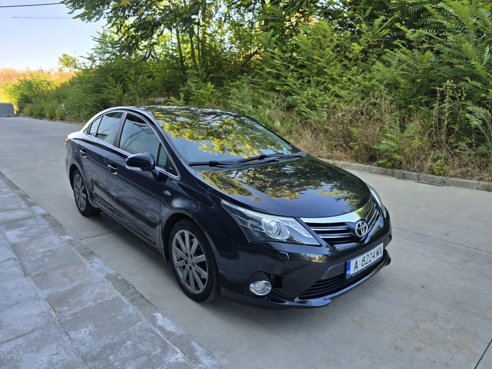 Toyota Avensis 2.2 DCat Luxury edition - изображение 7