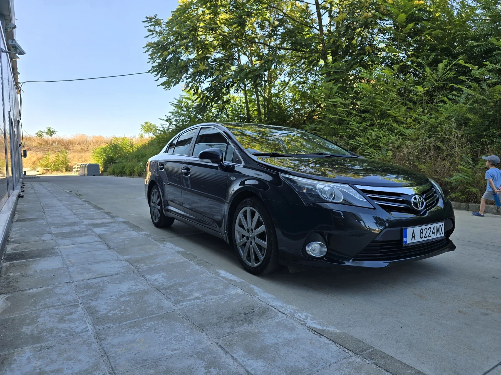 Toyota Avensis 2.2 DCat Luxury edition - изображение 3