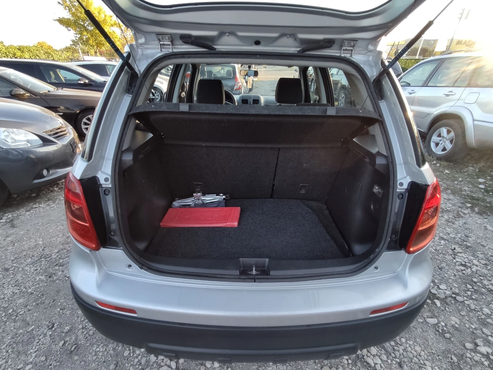 Fiat Sedici 1.6i-4x4-ГАЗОВ ИНЖЕКЦИОН | Mobile.bg — изображение 12