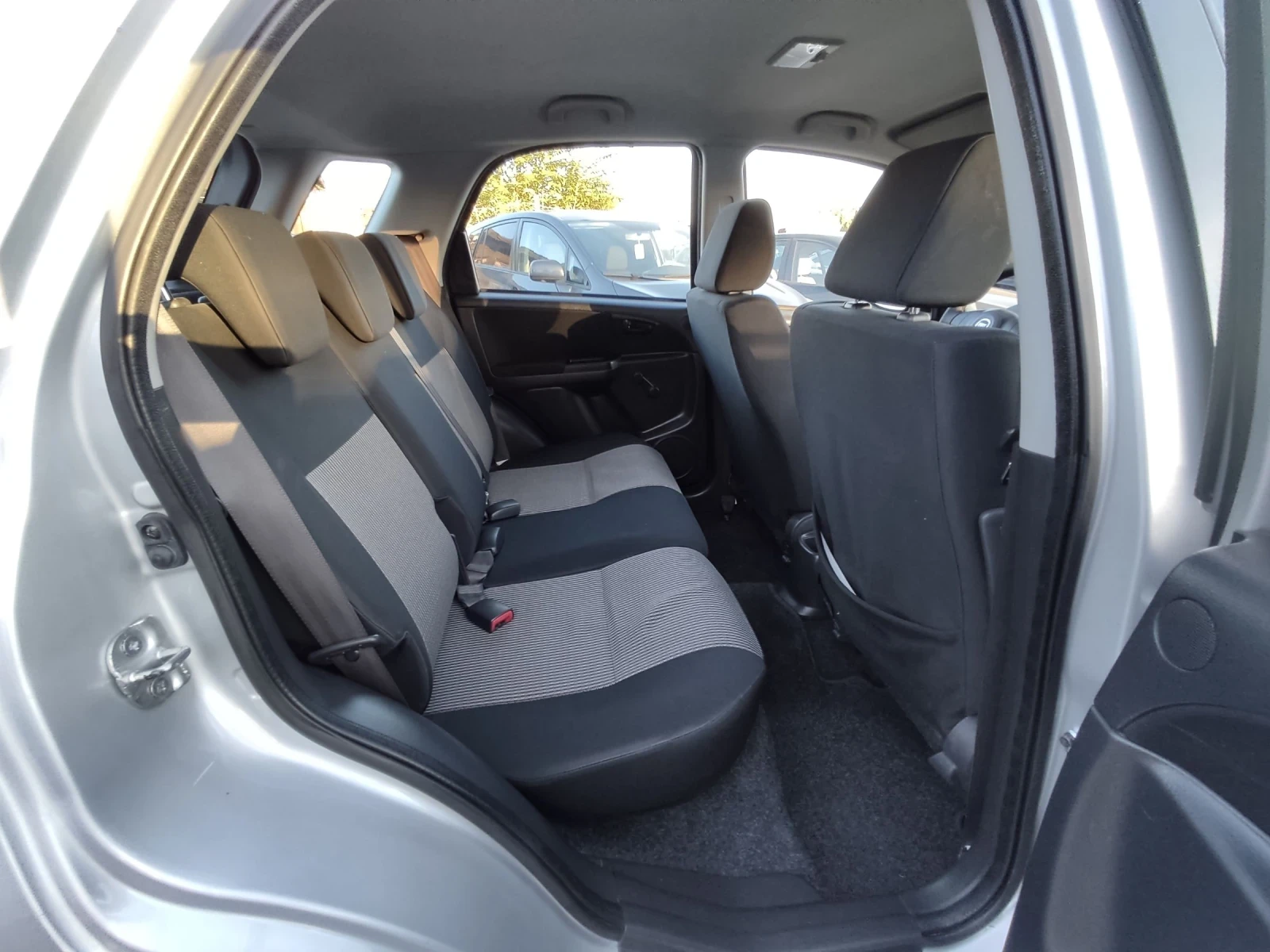 Fiat Sedici 1.6i-4x4-ГАЗОВ ИНЖЕКЦИОН | Mobile.bg — изображение 13