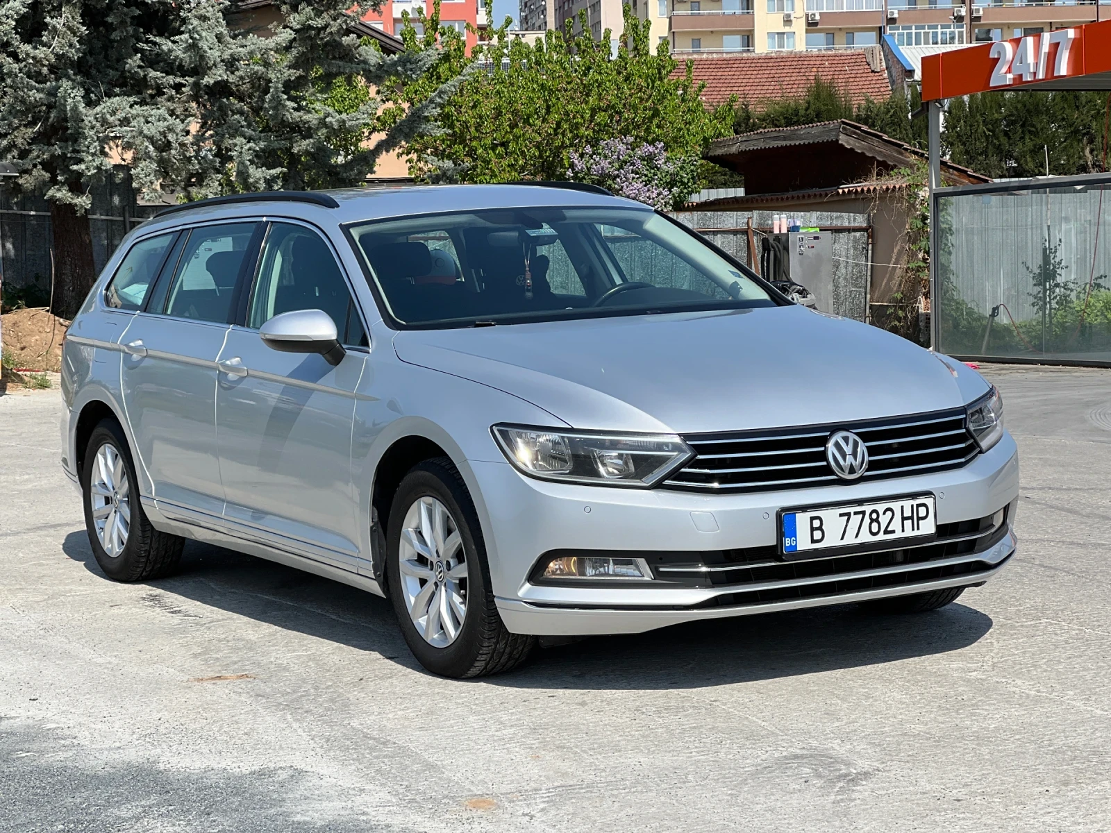 VW Passat Variant B8 - изображение 2