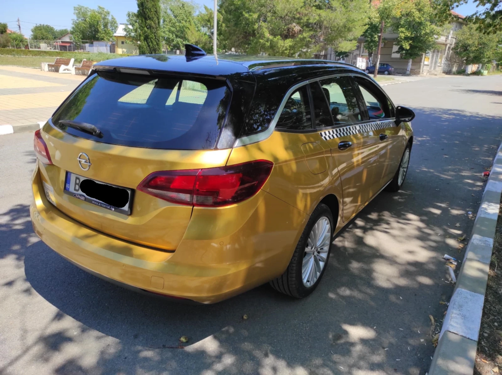 Opel Astra 1.6CDTI - изображение 5