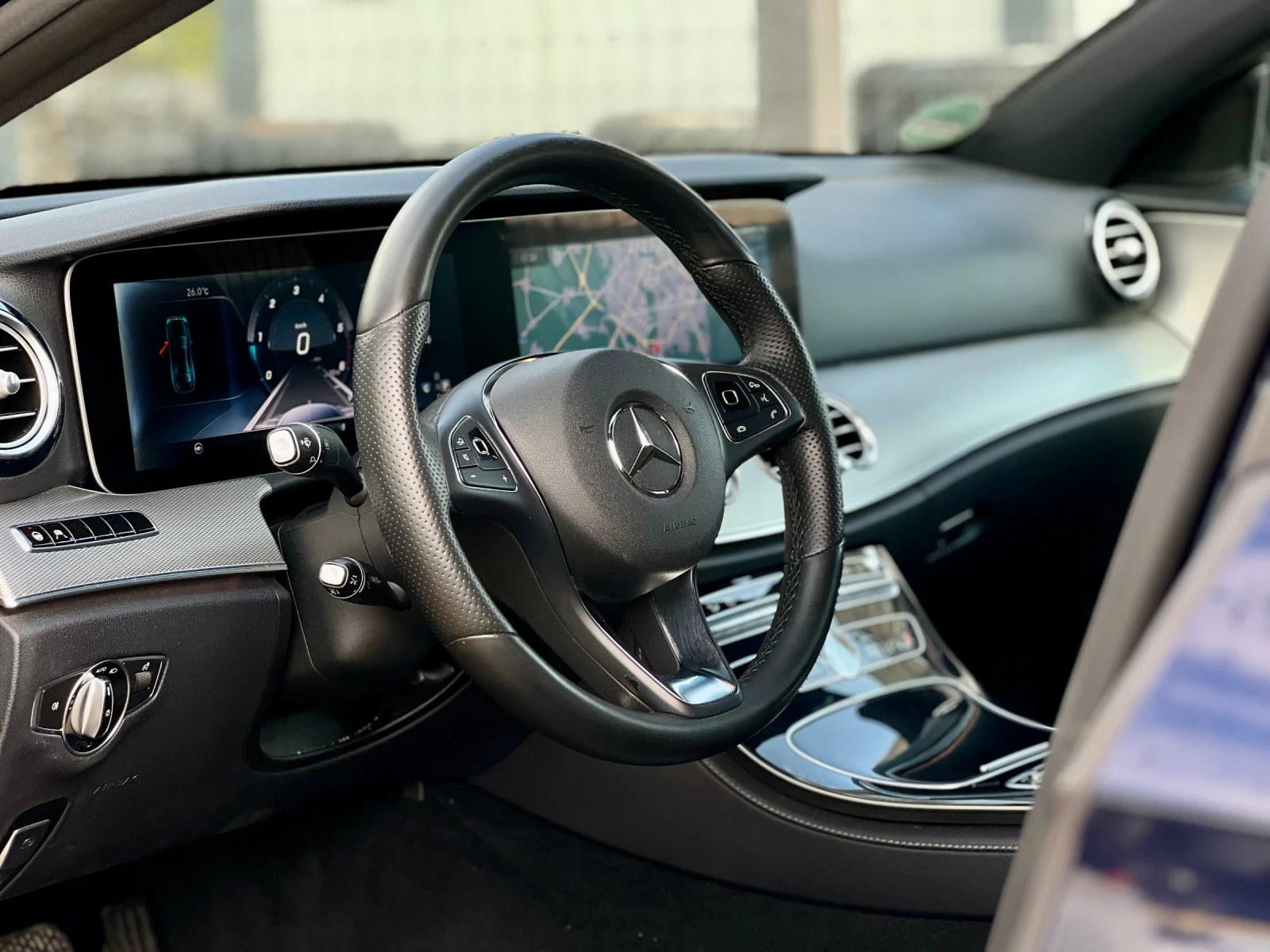 Mercedes-Benz E 220 DIGITAL / 2.2D-194HP / 360 КАМЕРА / ПОДГРЕВ / 9G - изображение 8