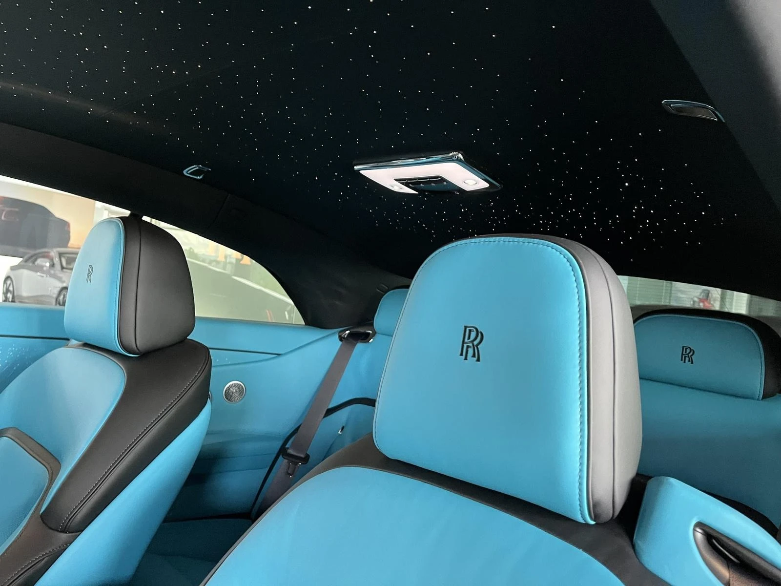 Rolls-Royce Spectre BLACK BADGE/BESPOKE/STARLIGHT/SHOOTING STAR/ - изображение 6