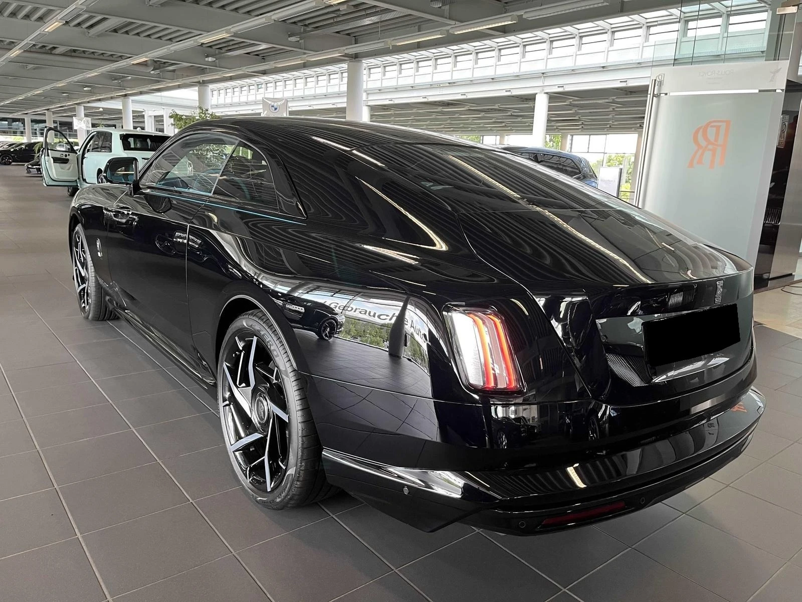 Rolls-Royce Spectre BLACK BADGE/BESPOKE/STARLIGHT/SHOOTING STAR/ - изображение 3