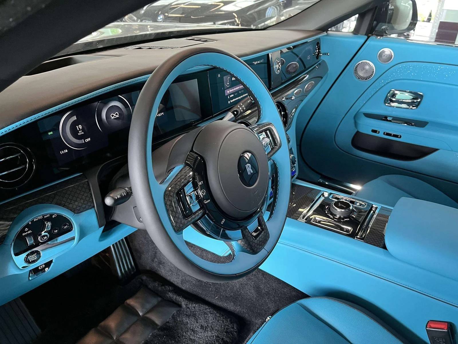 Rolls-Royce Spectre BLACK BADGE/BESPOKE/STARLIGHT/SHOOTING STAR/ - изображение 7