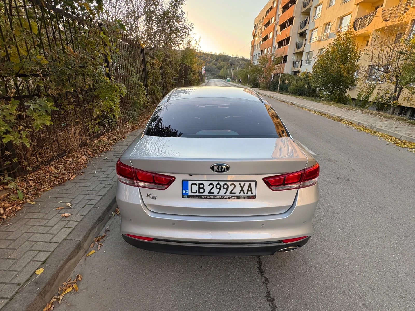 Kia K5 | Mobile.bg   7