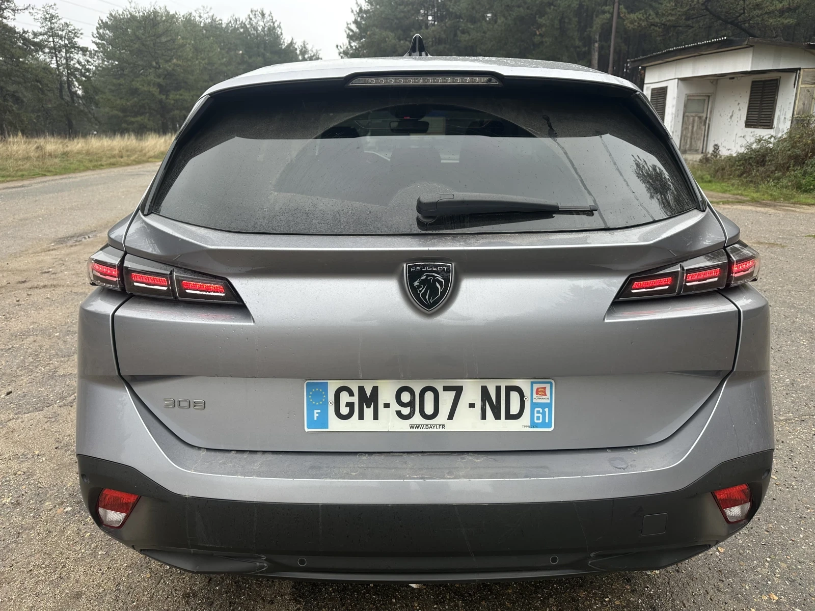 Peugeot 308 1.5 SW BLUE HDI 8 speed  | Mobile.bg   8