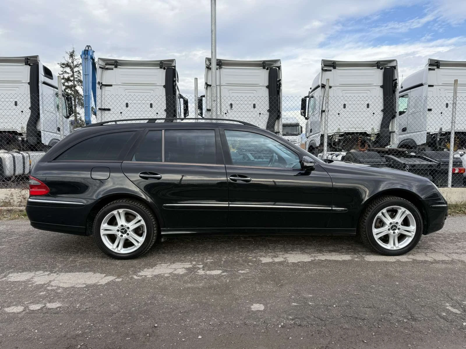 Mercedes-Benz E 280 4 matic FACE Топ състояние - изображение 5