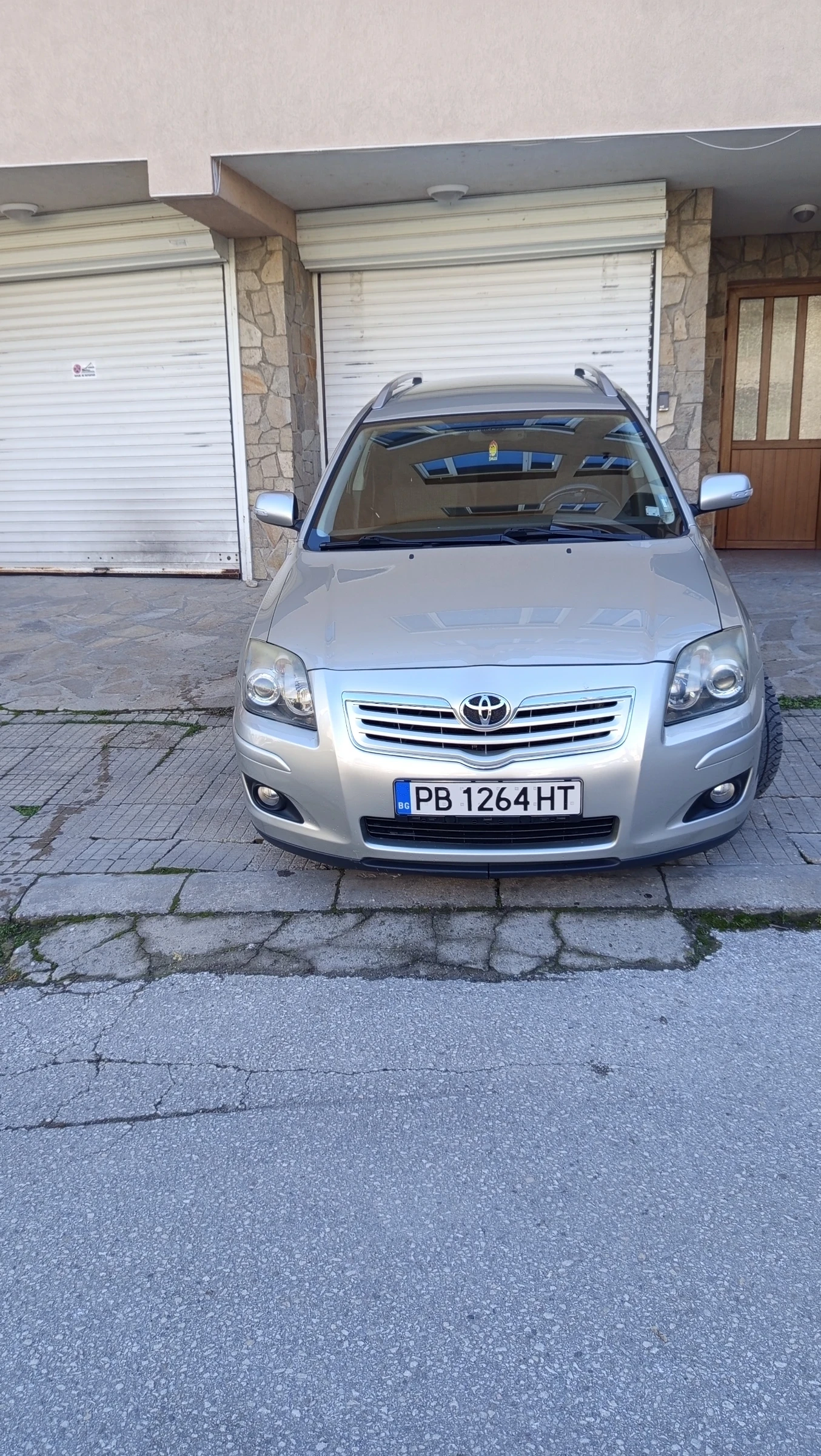 Toyota Avensis  - изображение 3