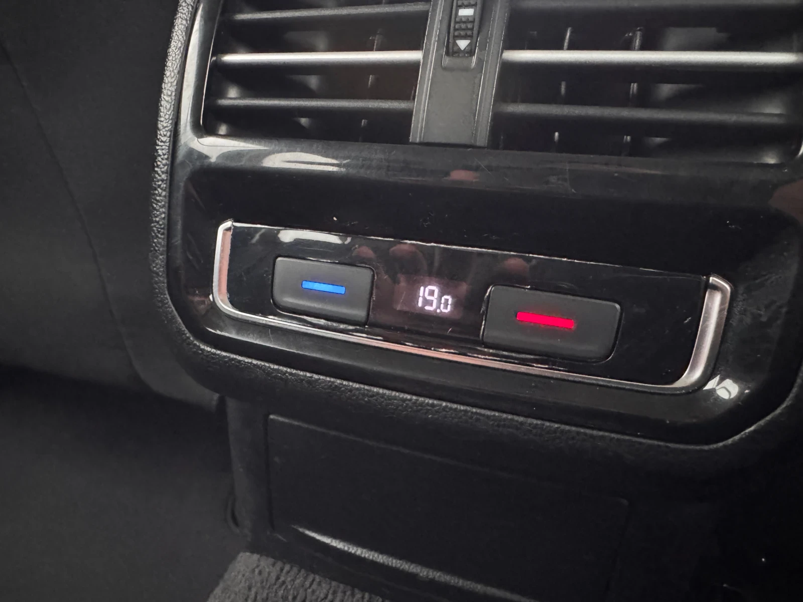 VW Passat 2.0TDI ИТАЛИЯ - изображение 9