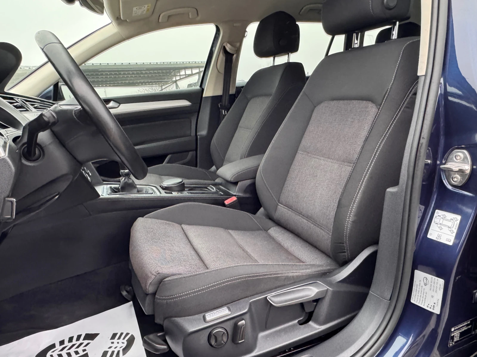 VW Passat 2.0TDI ИТАЛИЯ - изображение 6