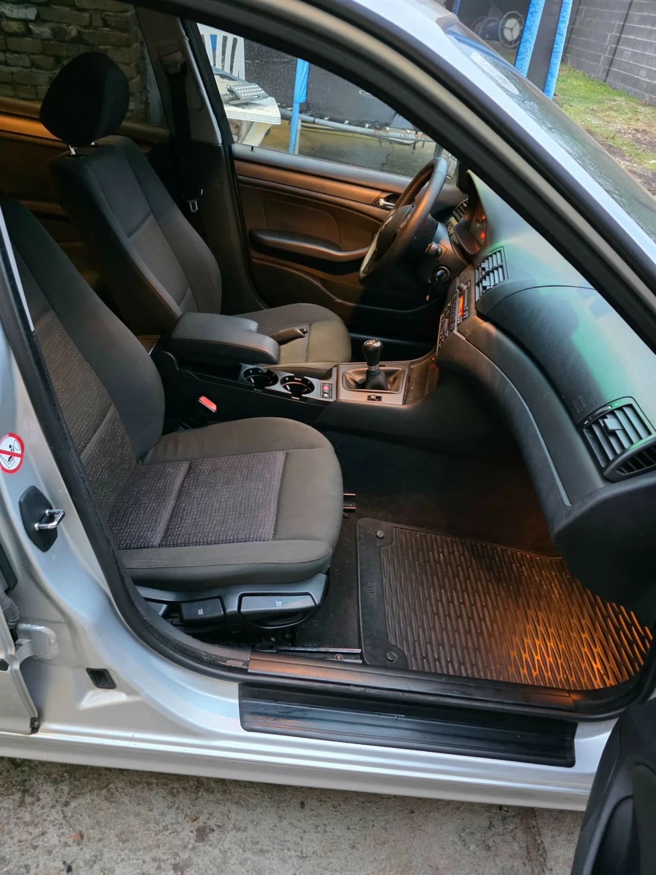 BMW 320  - изображение 6