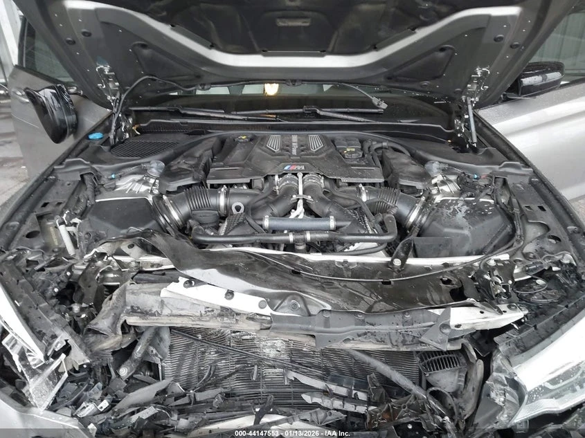 BMW M5  - изображение 10