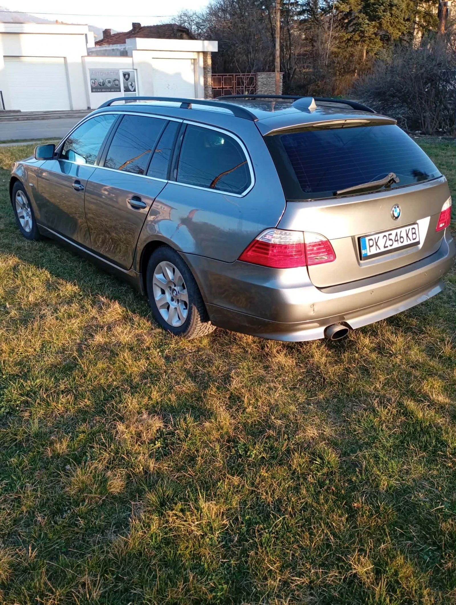 BMW 520 Xenon/head up/soft close, снимка 8 - Автомобили и джипове - 53802810