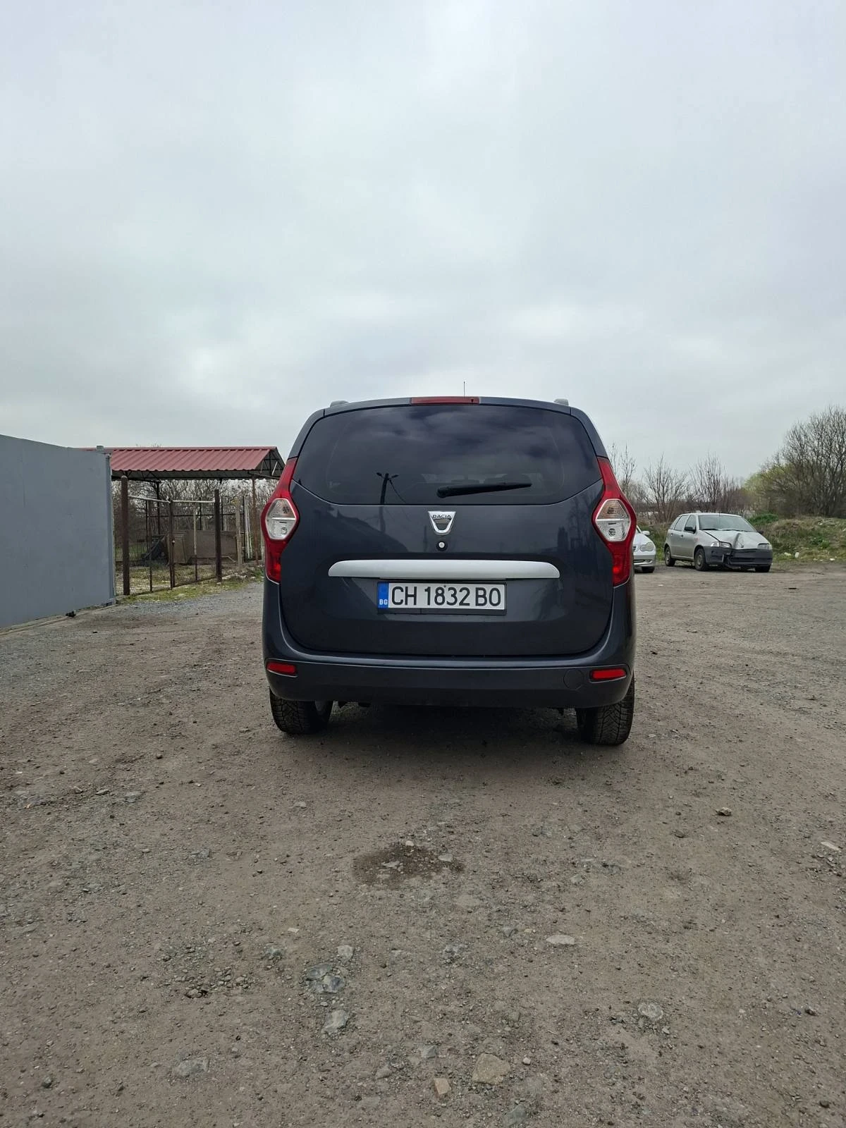 Dacia Lodgy 1.5 DCI, снимка 2 - Автомобили и джипове - 53929683
