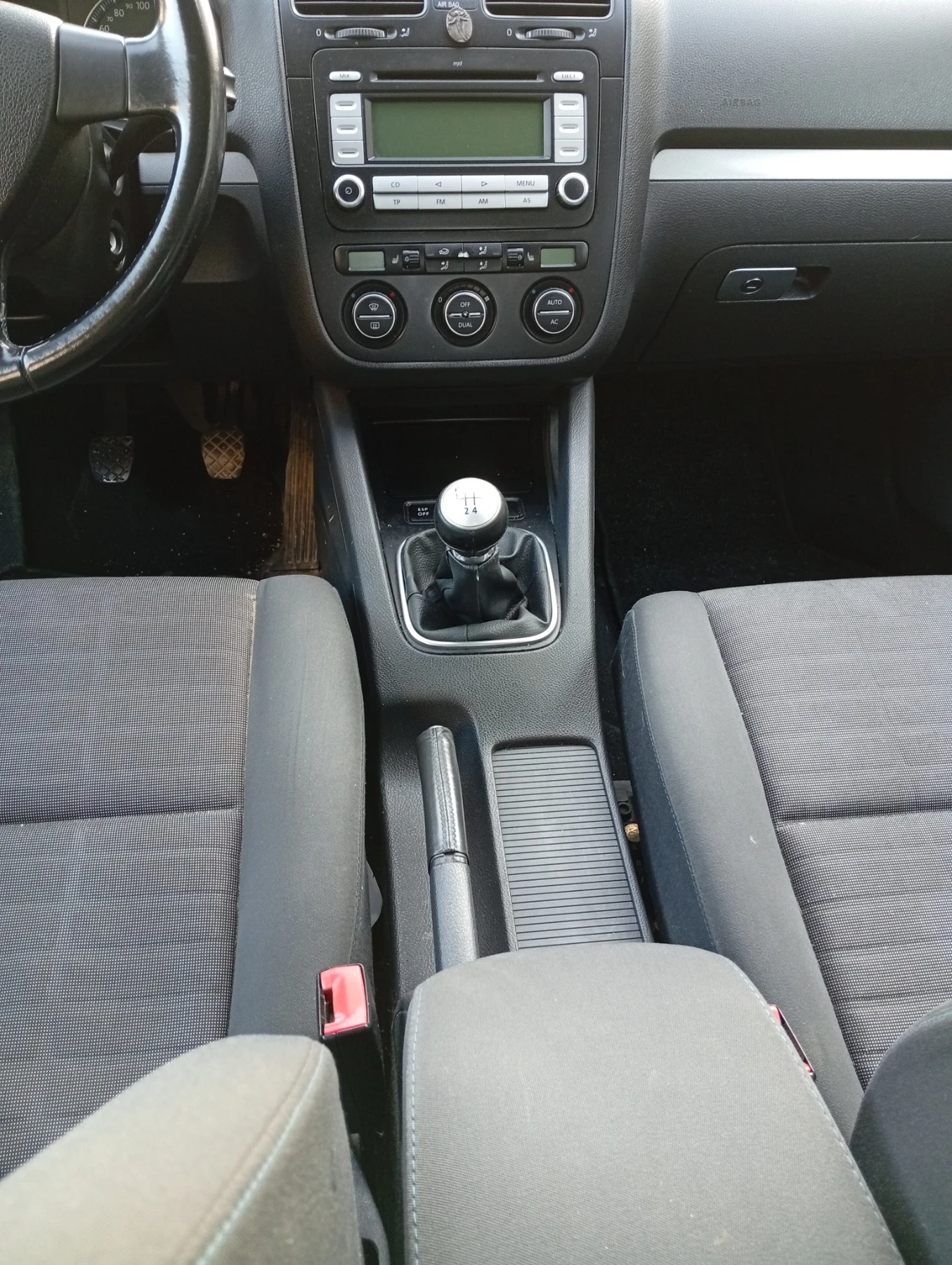 VW Golf 5, снимка 13 - Автомобили и джипове - 54582093