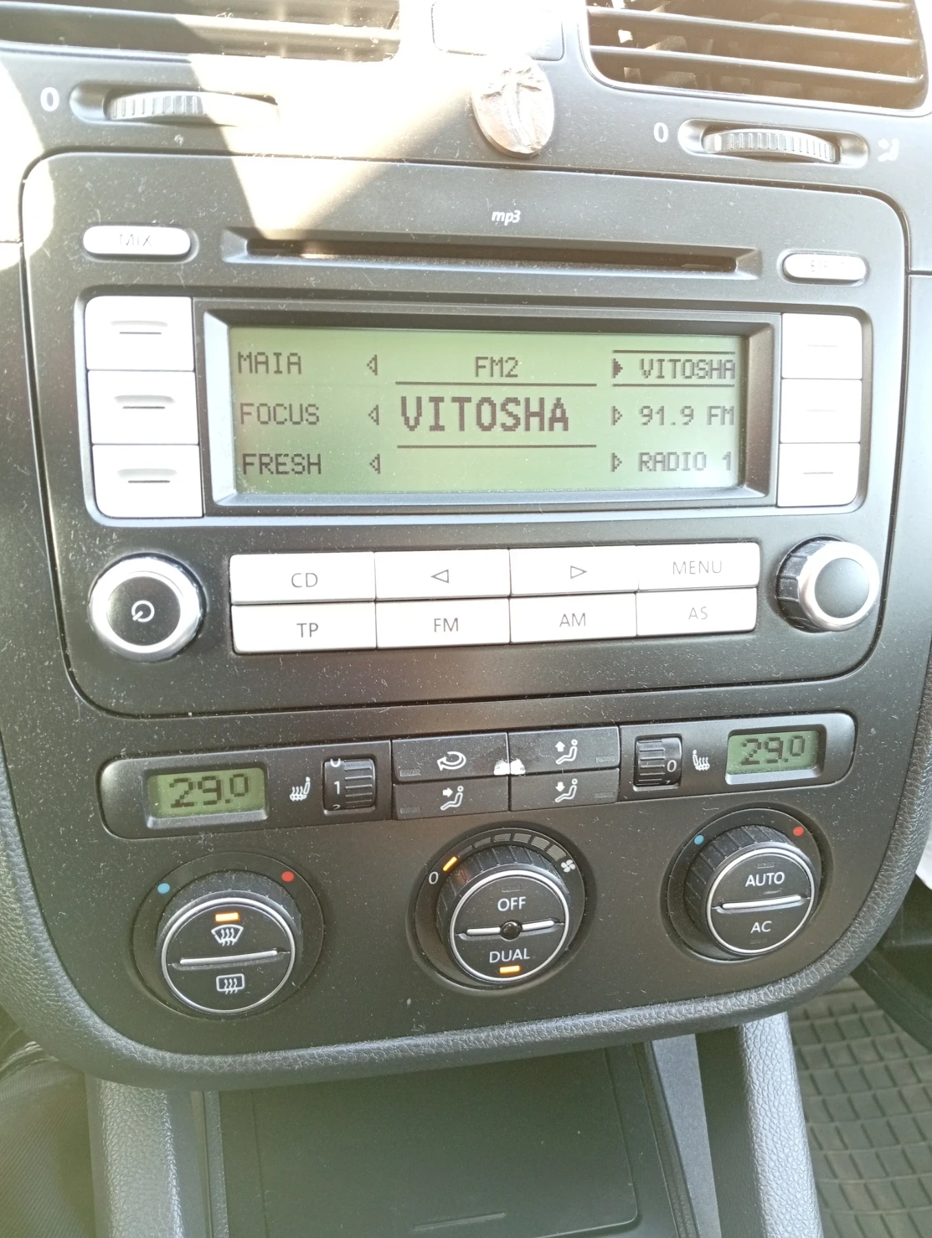VW Golf 5, снимка 11 - Автомобили и джипове - 54582093
