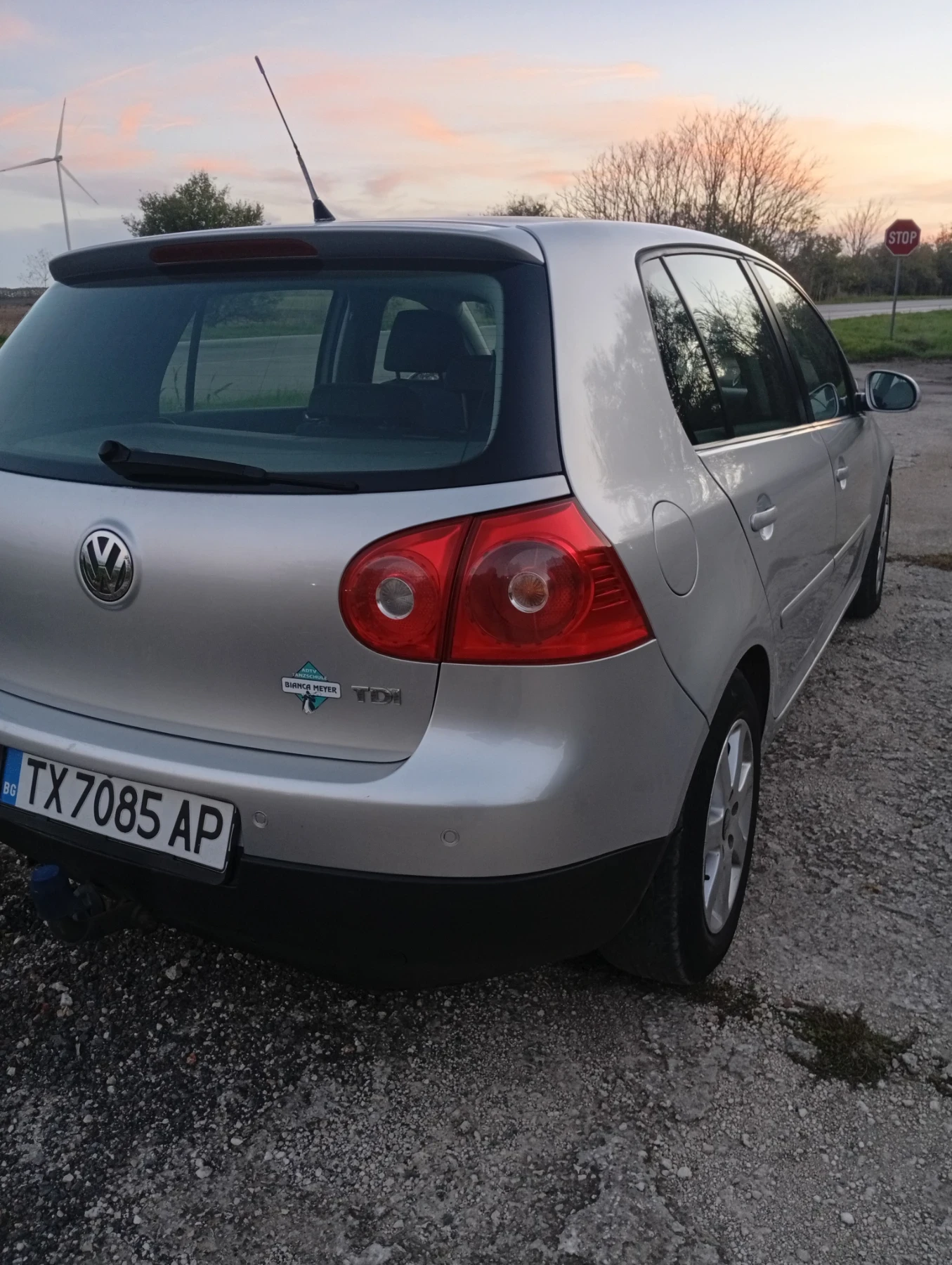 VW Golf 5, снимка 4 - Автомобили и джипове - 54582093