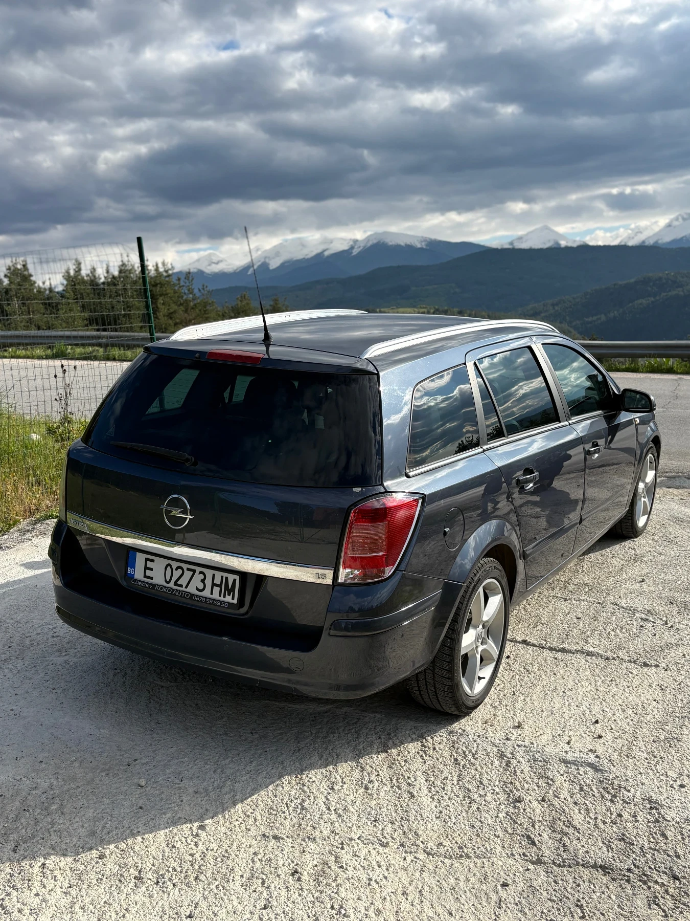 Opel Astra, снимка 4 - Автомобили и джипове - 54591789