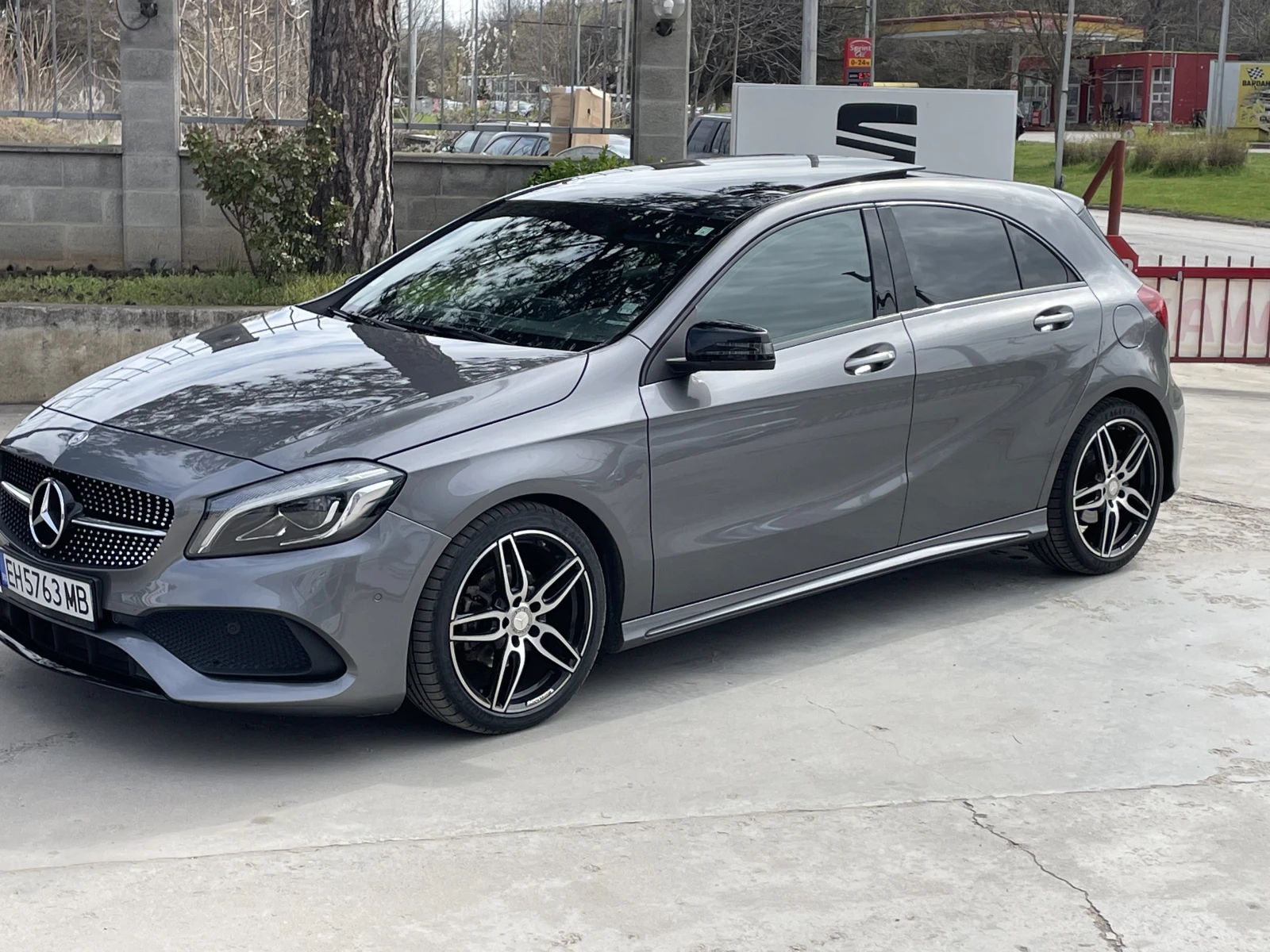 Mercedes-Benz A 200 A 200D AMG Pack