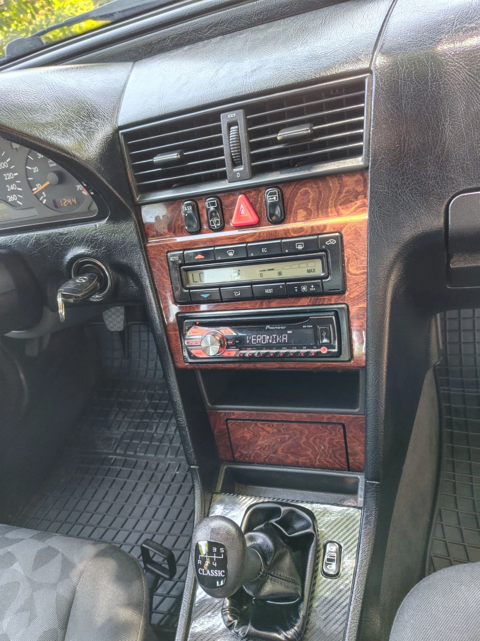 Mercedes-Benz C 200 C200 Compresor 192hp, снимка 10 - Автомобили и джипове - 54808661