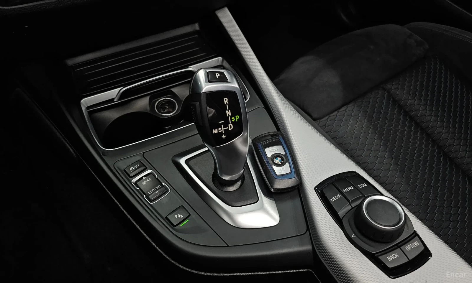 BMW 118 D* M-SHADOW* UNIKAT, снимка 9 - Автомобили и джипове - 55640501
