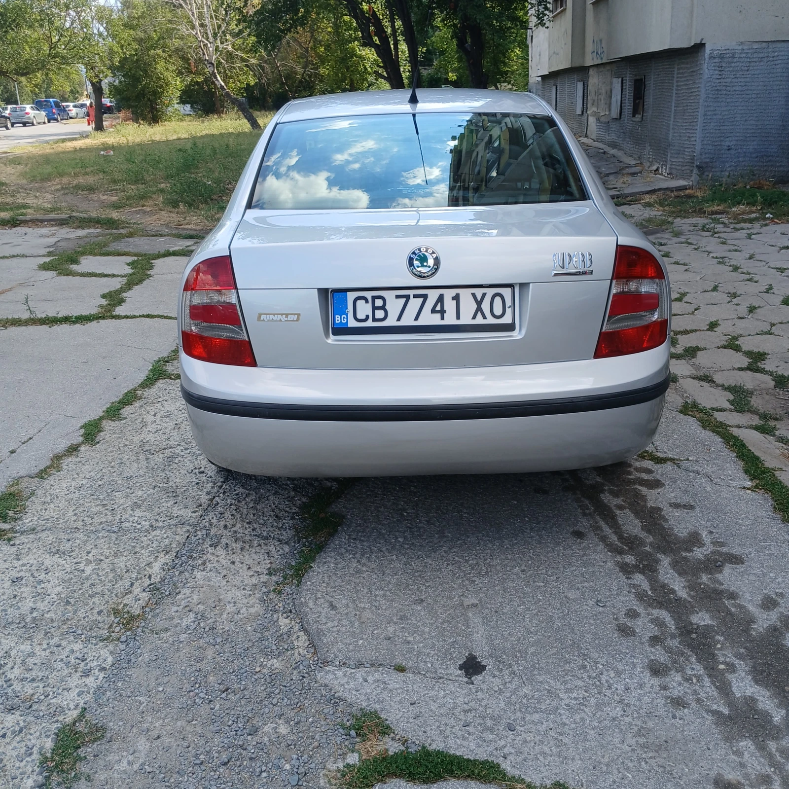 Skoda Superb 6 СКОРОСТИ , снимка 4 - Автомобили и джипове - 55949848