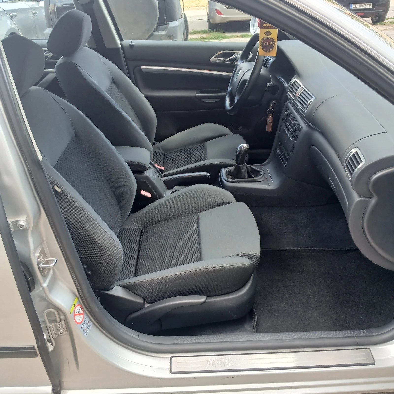 Skoda Superb 6 СКОРОСТИ , снимка 13 - Автомобили и джипове - 55949848