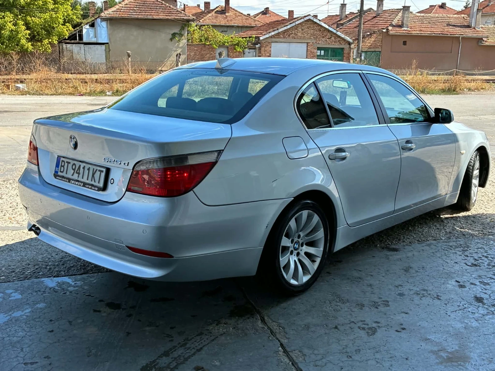 BMW 525, снимка 5 - Автомобили и джипове - 56070812