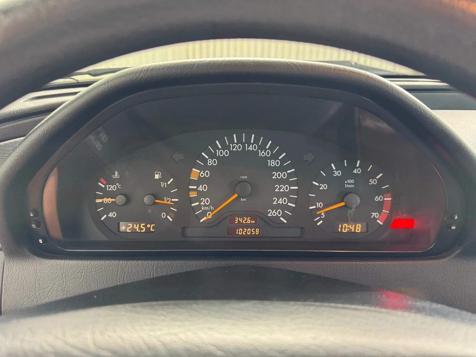 Mercedes-Benz C 200 KOMPRESSOR W202 | 102.000 km * ITALIA* ТОП СЪСТОЯН, снимка 11 - Автомобили и джипове - 56122893