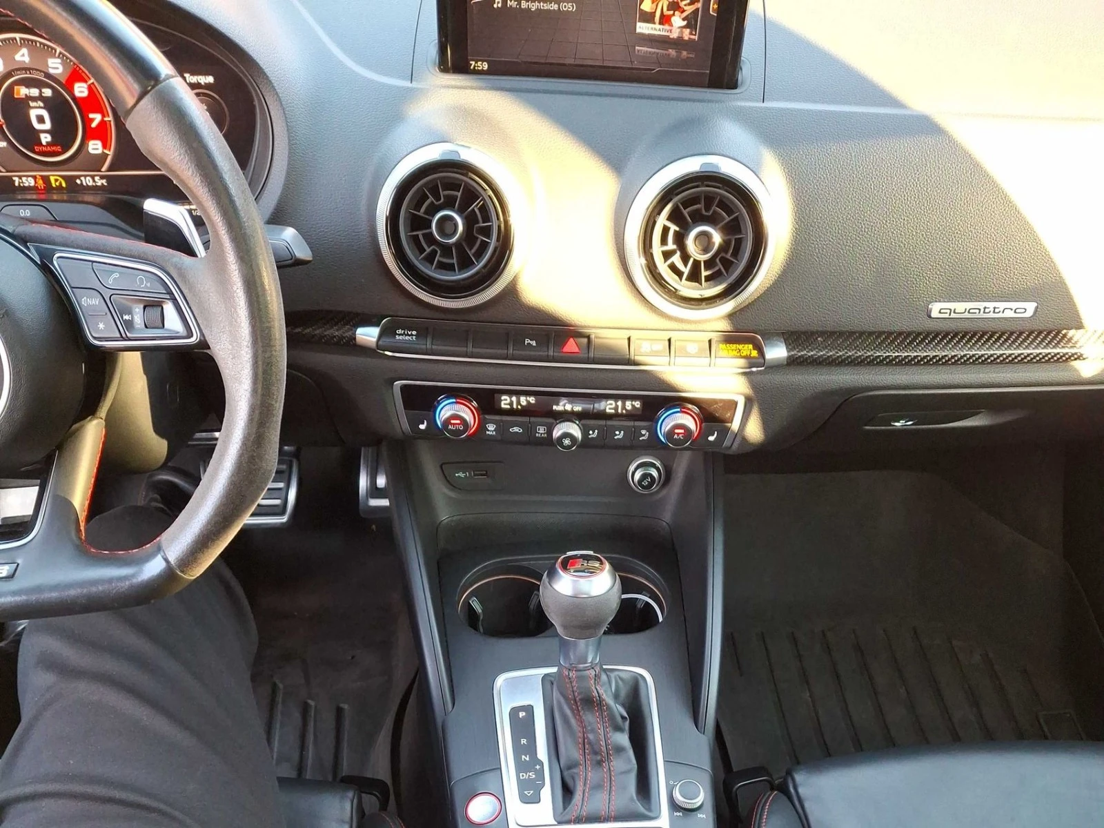 Audi Rs3 S-tronic * АвтоКредит (ЦЕНА ДО БГ), снимка 11 - Автомобили и джипове - 56183482