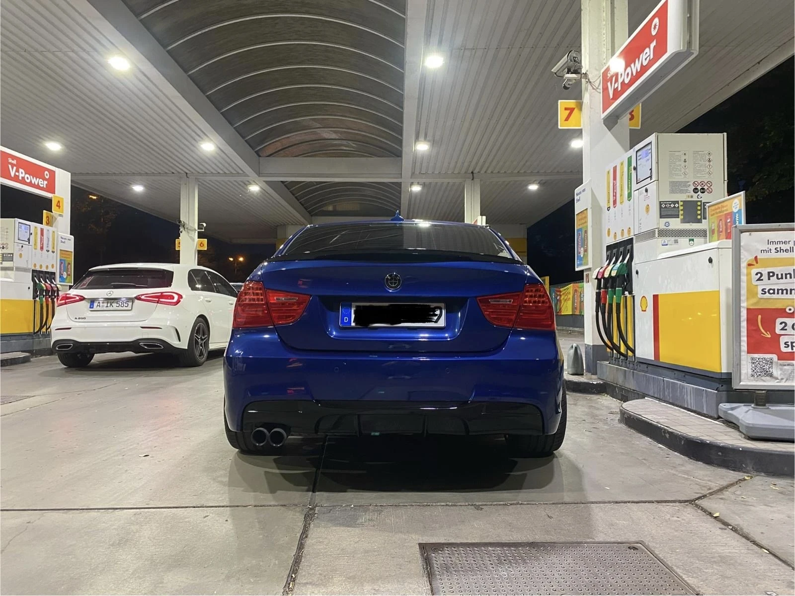 BMW 330 e90/Original M-Pakt/Facelift, снимка 3 - Автомобили и джипове - 56197817