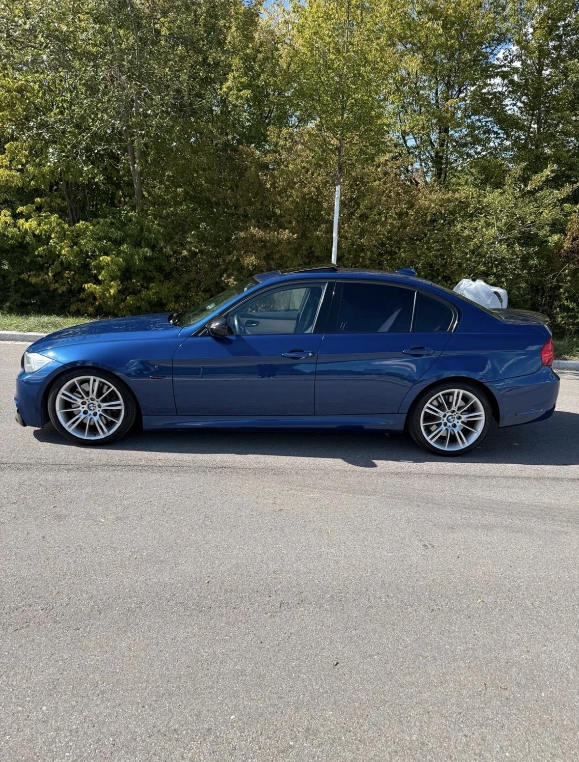 BMW 330 e90/Original M-Pakt/Facelift, снимка 11 - Автомобили и джипове - 56197817