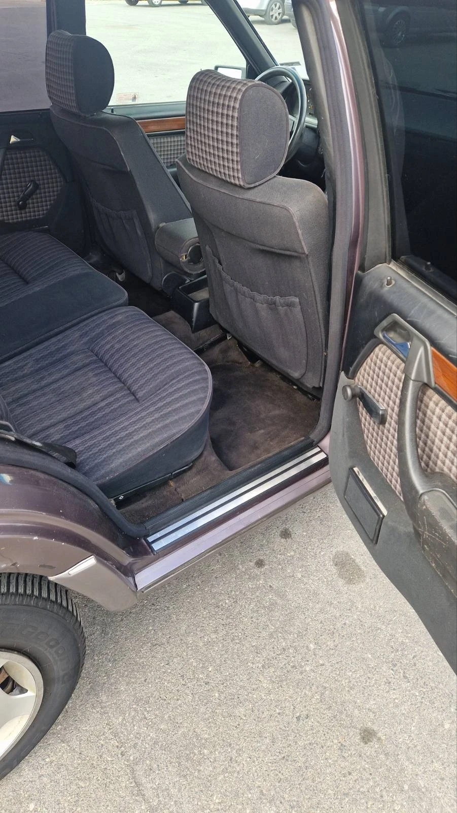 Mercedes-Benz E 250, снимка 7 - Автомобили и джипове - 56593238